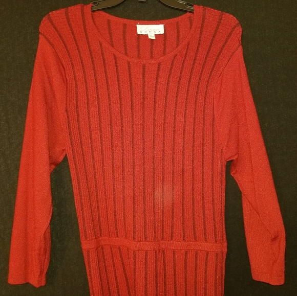 Red Dress - Picture 2 of 3